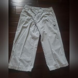 Women Pre-owned White Capris